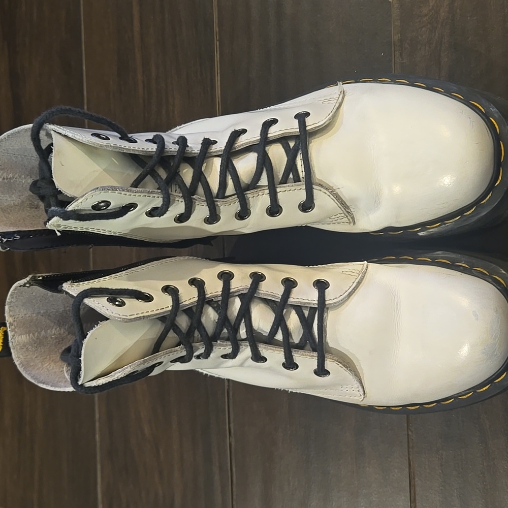 Dr. Martens White JADON Zplatform Boot Sz US 7L - Picture 10 of 13